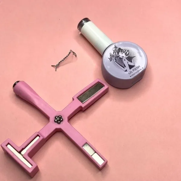 Pack Iman Cruceta + Esmalte 308  Ojo de Gato. Gancho de  Regalo para hacer el corazón.
